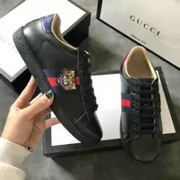 baskets paire de chaussures gucci femmes cowhide tiger head black